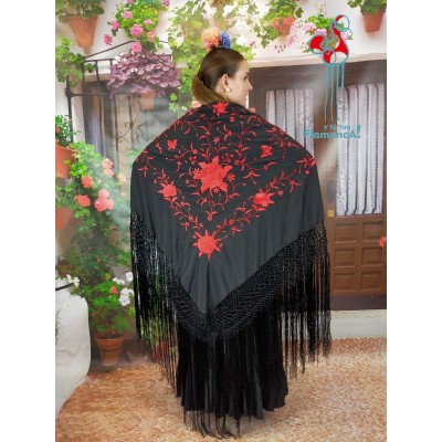 Mantón de manila negro con estampado de flores rojas