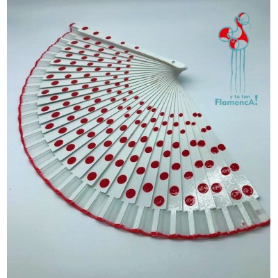 Abanico blanco con lunares rojos de flamenco