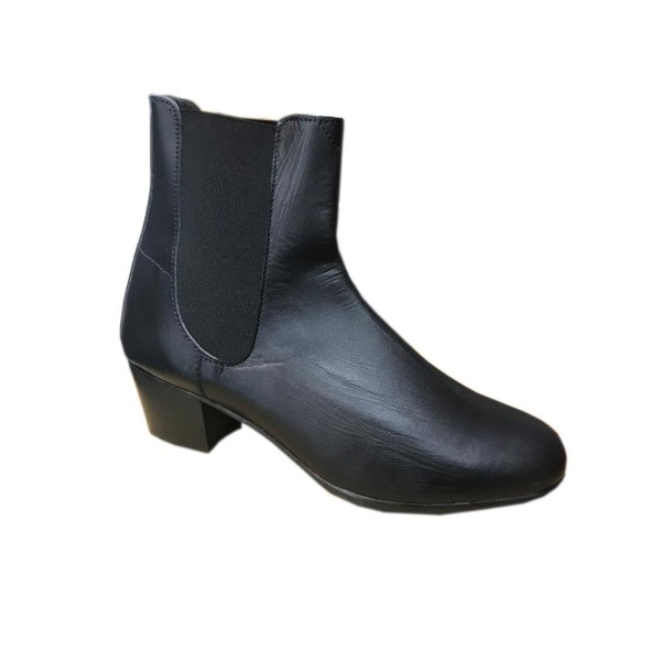 Boto campero en ante o piel negro