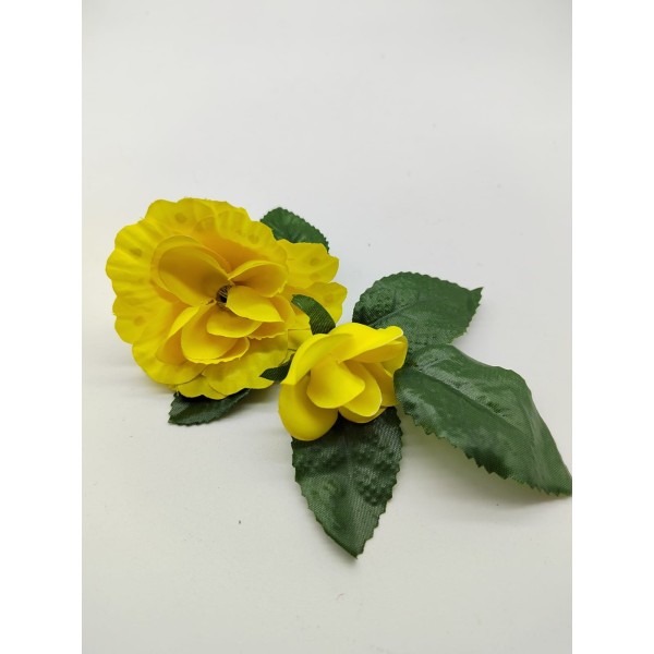Flor amarilla para flamenca de niña