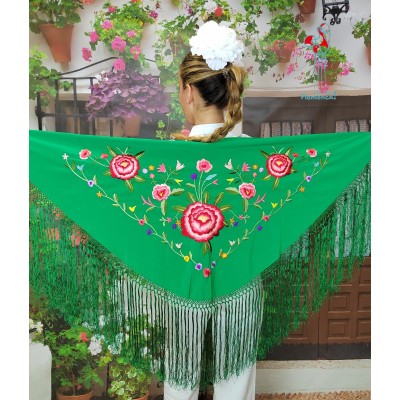 Mantón de flamenca verde andalucía bordado