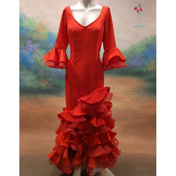 Traje de flamenca rojo volantes Talla 40