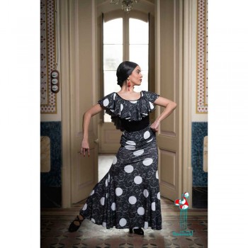 Falda flamenca de baile flamenco de uso profesional y ensayo. Modelo Mirabel lunares