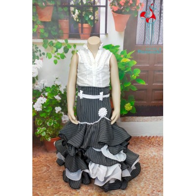 Traje de flamenca Outlet. Modelo Campera talla 5