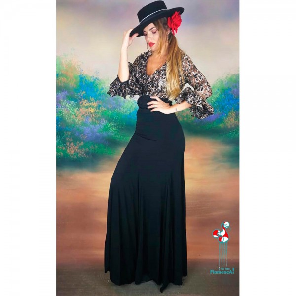 Falda de ensayo de flamenca negra y camisa negra y oro